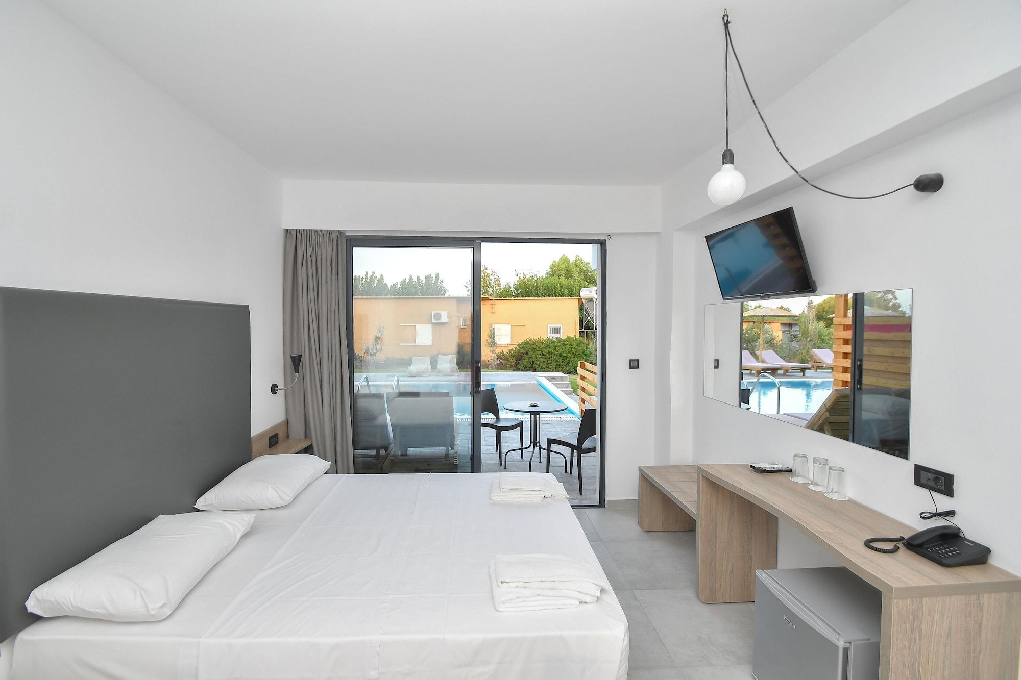 Evita Mare Hotel 4*