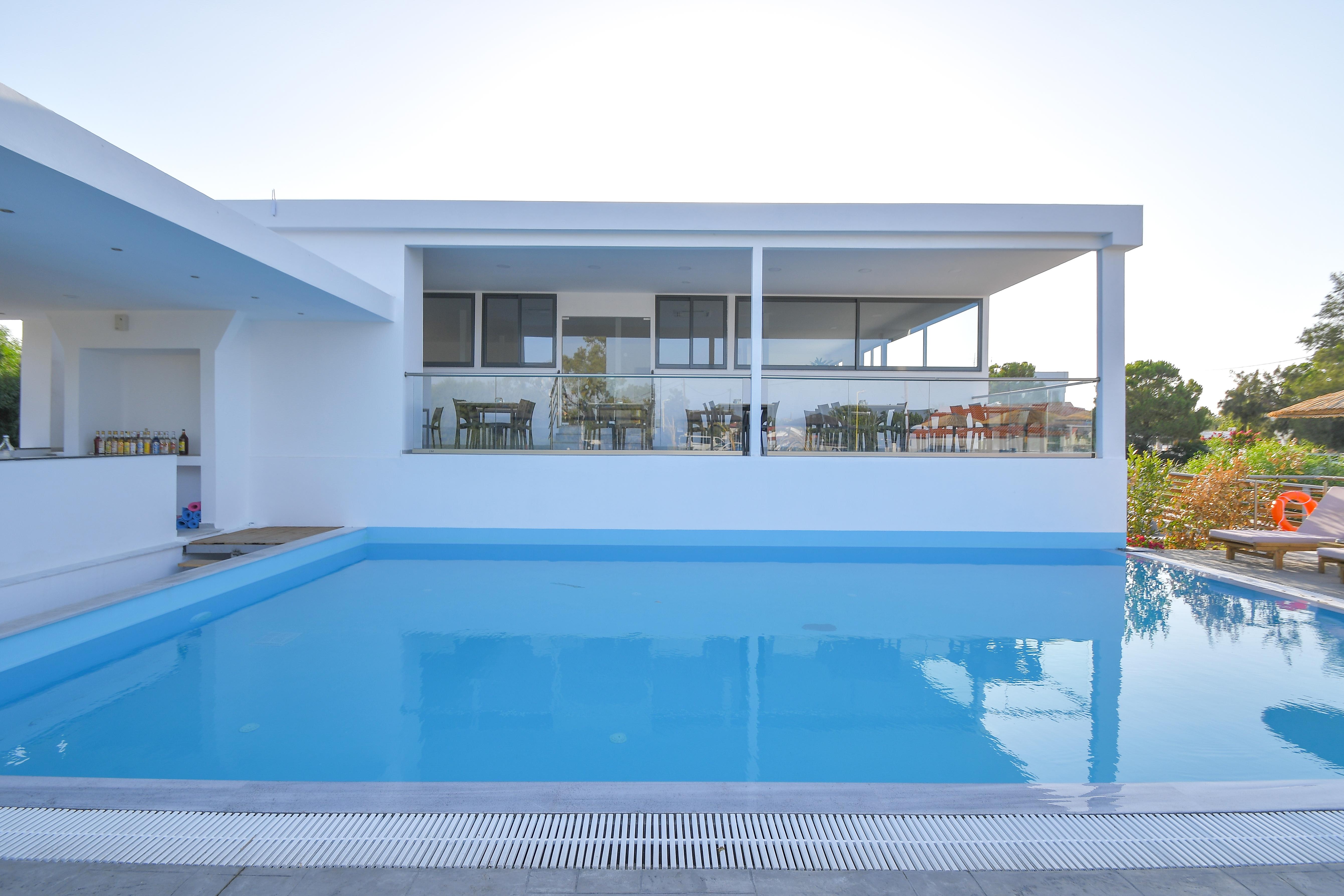 Evita Mare Hotel 4*